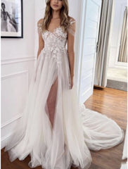 A-Line/Princess V-Neck Floor-length Lace Wedding Dress