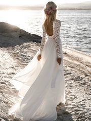 A-Line/Princess Scoop Floor-length Wedding Dress
